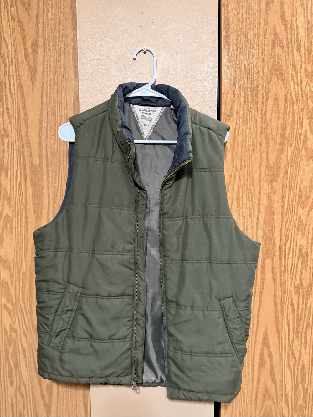 Mens Olive Quilted Puffer Vest - Weatherproof